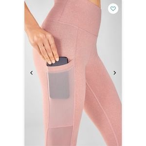 SOLD🌟BNWT🌟Fabletics Mila high waisted pocket